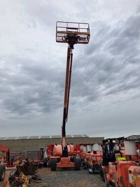 Sold - Scissor Lift - View 3